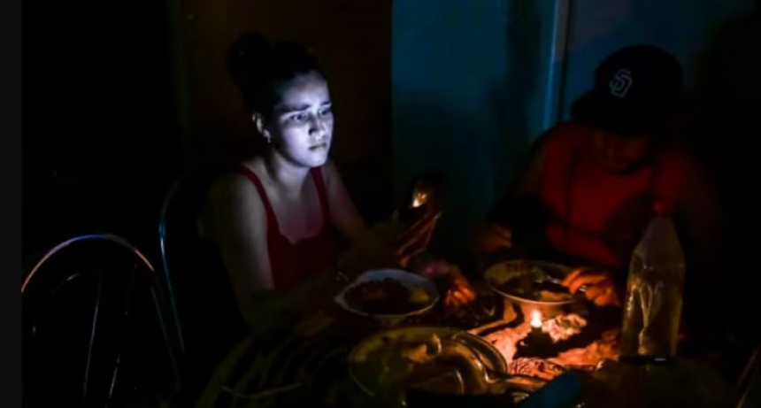 Apag&oacute;n en Cuba y las declaraciones de Trump sobre "tomar" ese pa&iacute;s