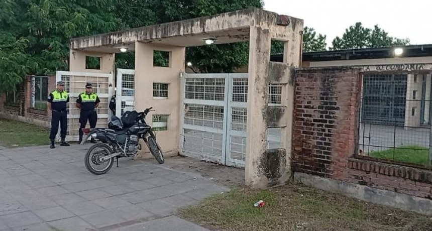Secuestro de un arma en una escuela: Jaldo llam&oacute; a reforzar el rol de la familia
