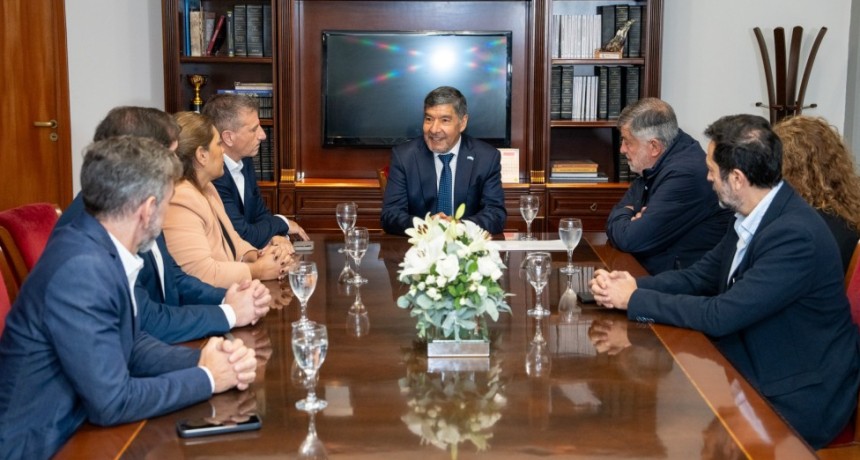 Acevedo recibi&oacute; a referentes del sector industrial en busca de sostener la producci&oacute;n y el empleo