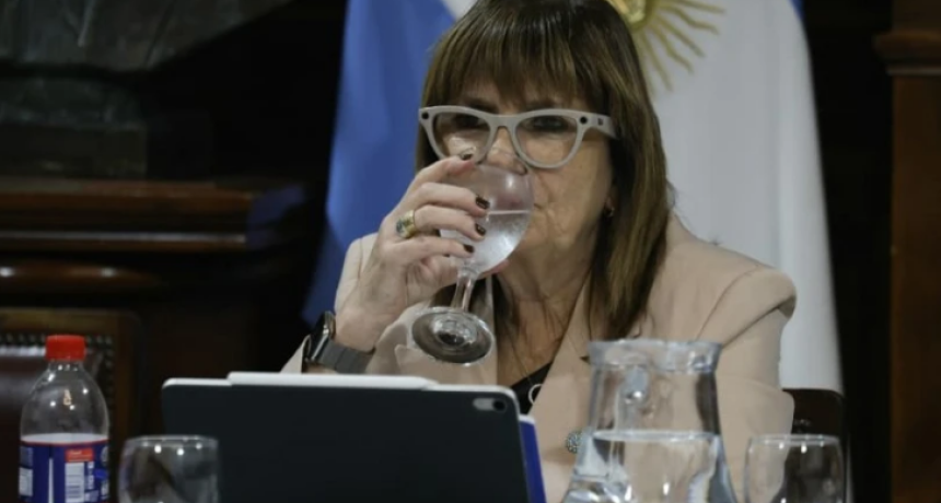 Patricia Bullrich present&oacute; su declaraci&oacute;n jurada en medio de la causa contra Adorni