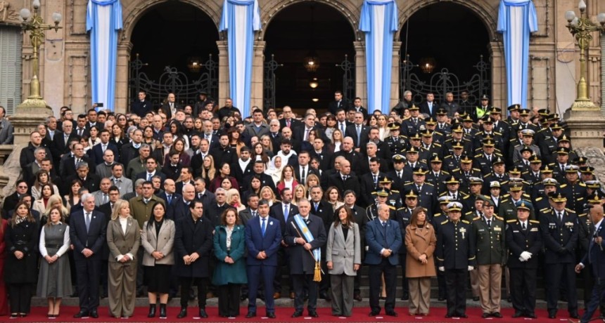 Jaldo presidi&oacute; los actos por un nuevo aniversario de la Revoluci&oacute;n de Mayo