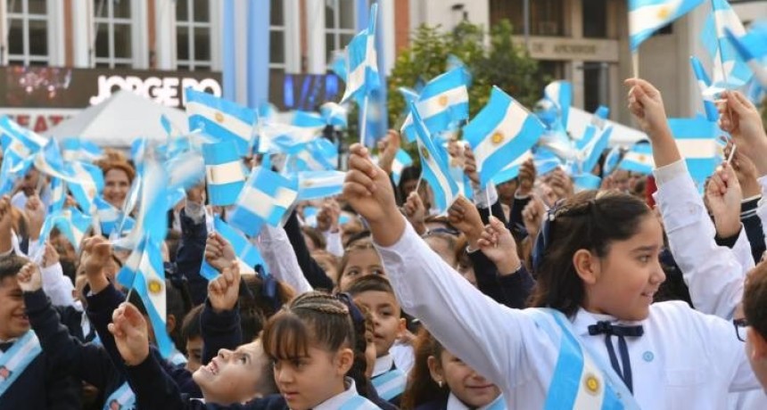 Promesa de Lealtad a la Bandera: habr&aacute; cortes de tr&aacute;nsito alrededor de Plaza Independencia