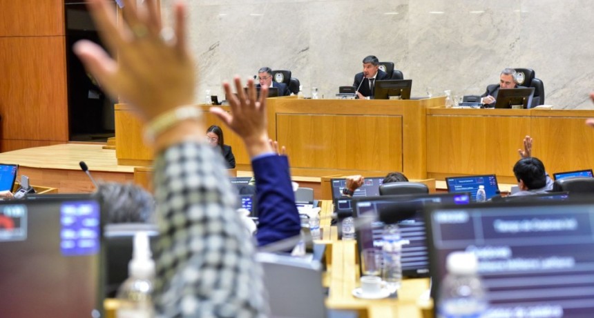 La Legislatura sancion&oacute; reformas judiciales, educativas y respald&oacute; el programa 