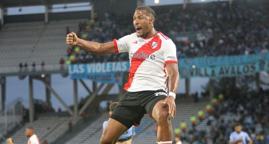 El venezolano Rond&oacute;n quiere irse de River  porque no se adapta al pais