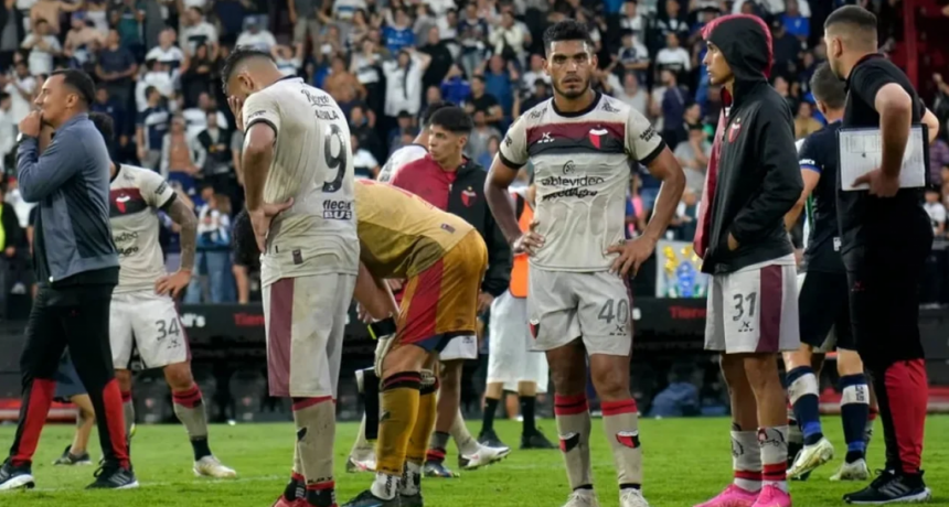 El Tribunal de Disciplina de AFA  confirm&oacute; el descenso de Col&oacute;n 